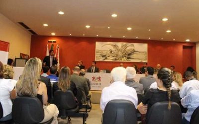 Câmara de Nova Lima entrega 2.800 assinaturas para o movimento Assine + Saúde