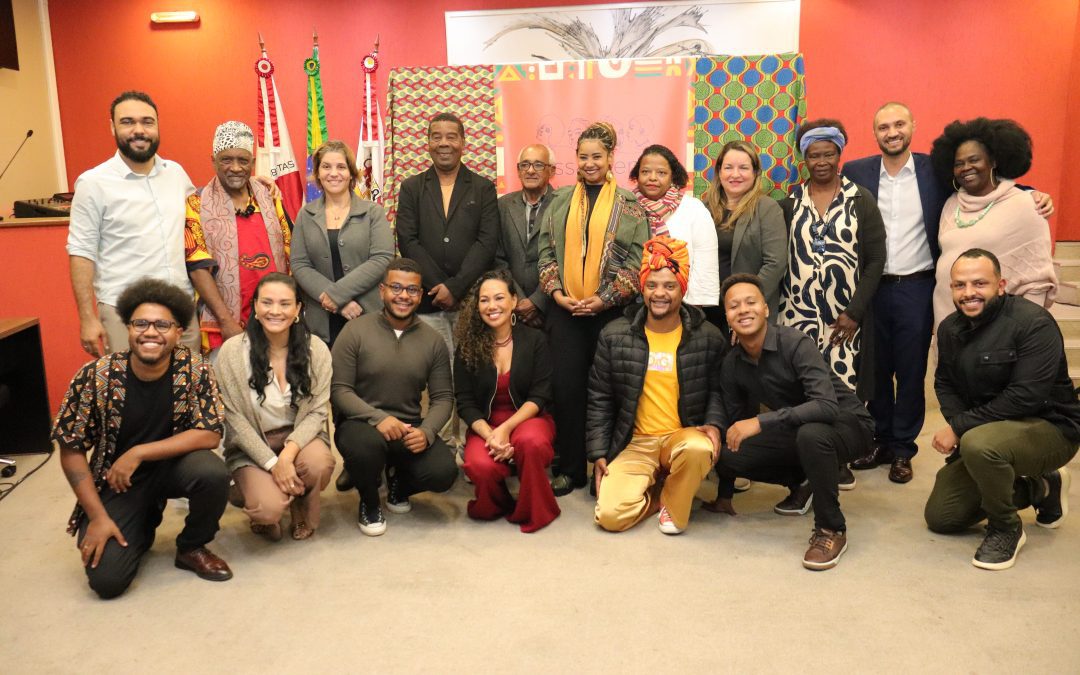 Câmara de Nova Lima inaugura exposição que valoriza a contribuição de personalidades negras para a história da cidade