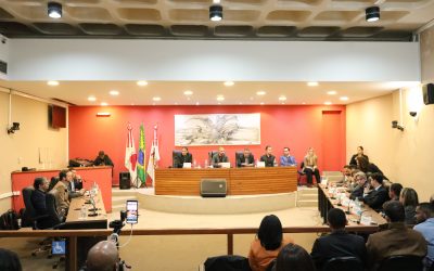 Em reunião pública, vereadores e população reprovam projeto de PPP dos terminais metropolitanos