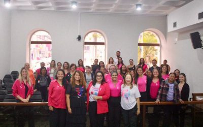 Outubro Rosa: Câmara de Nova Lima promove roda de conversa com histórias de coragem e informação