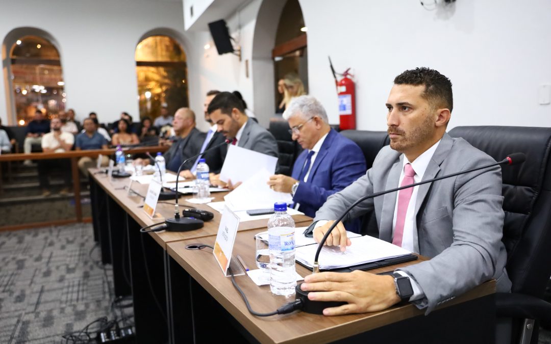 Vereadores realizam primeira sessão plenária de 2026 com aprovação de programa de incentivo à corrida de rua