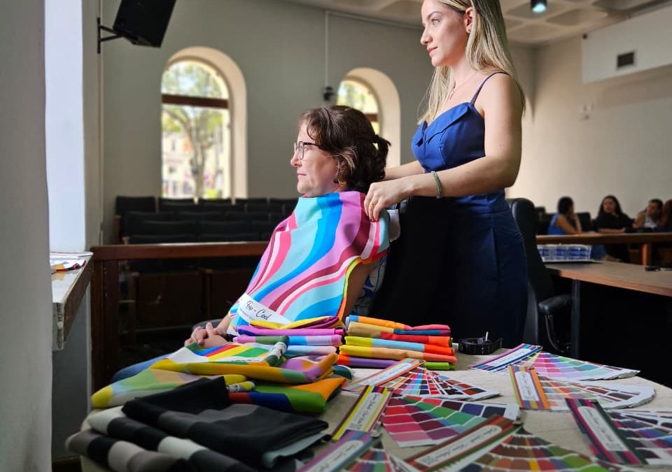 Câmara de Nova Lima promove ação de autocuidado para servidoras em homenagem ao Dia da Mulher